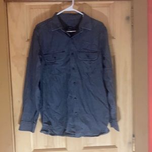 Men’s size Small Bass button up shirt
